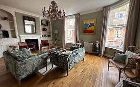 The Bronte Wing At The Apothecary Rye